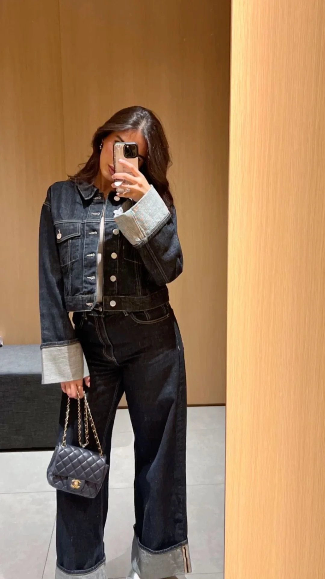 Ensemble en denim chic et stylé pour femmes - décontracté, élégant - Image 9
