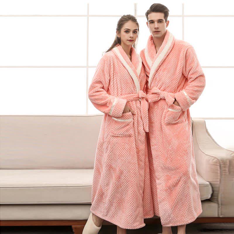 Peignoir Chaud en Molleton Épais Confort Unisexe – Robe de Chambre Douce et Moelleuse avec Ceinture et Poches, Pyjama d’Hiver pour Hommes et Femmes - Image 24