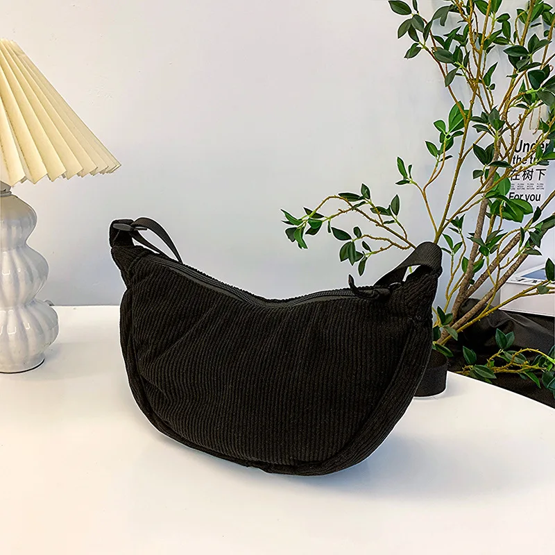 Sac bandoulière en velours côtelé élégant - Image 6